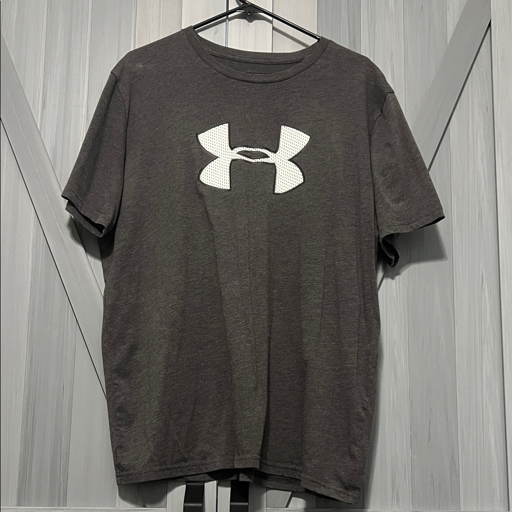 Under Armour Men's Dark Gray Tee with White Logo